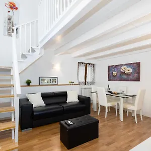  Appartamento Prada Loft - Posto Auto Privato